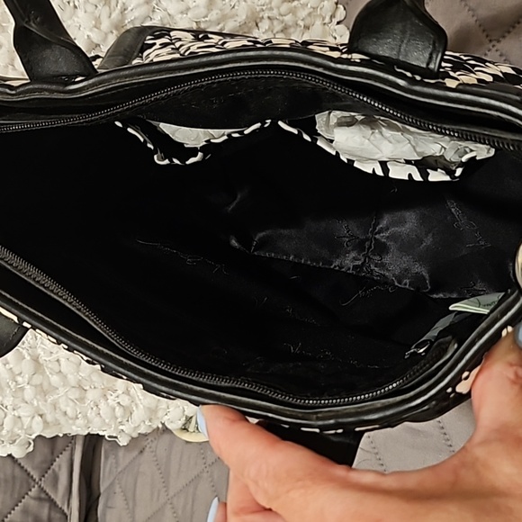 Vera Bradley Bag - Picture 9 of 16